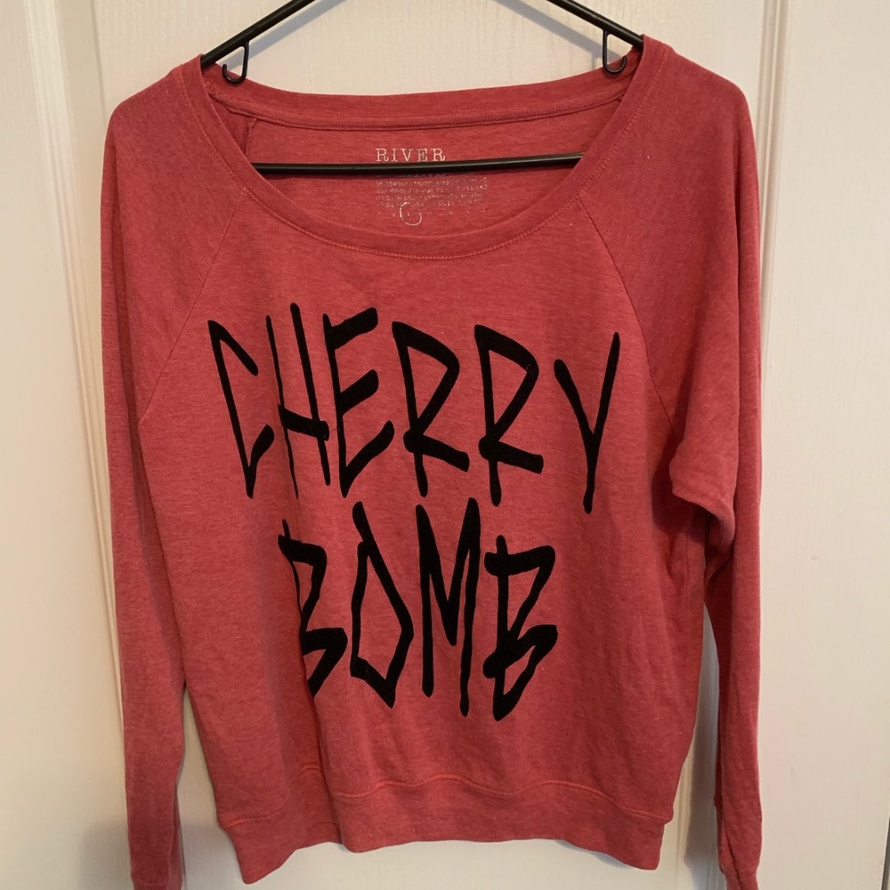 RIVER ISLAND cherry bomb pullover in LARGE